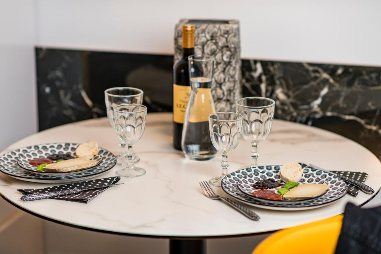 Hotel Particulier - Les Lodges Du Bassin D'Arcachon- Petit-Dejeuner Sur Demande- Prestations Haut De Gamme Гужан-Местрас Екстериор снимка