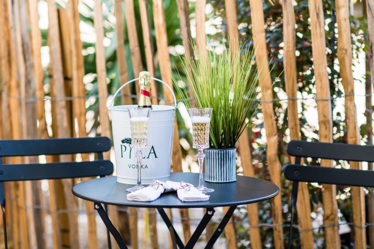 Hotel Particulier - Les Lodges Du Bassin D'Arcachon- Petit-Dejeuner Sur Demande- Prestations Haut De Gamme Гужан-Местрас Екстериор снимка